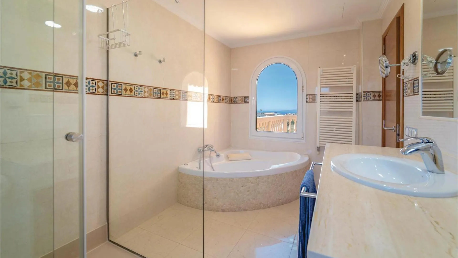 Nice Home In Sa Torre With House A Mountain View 0*,