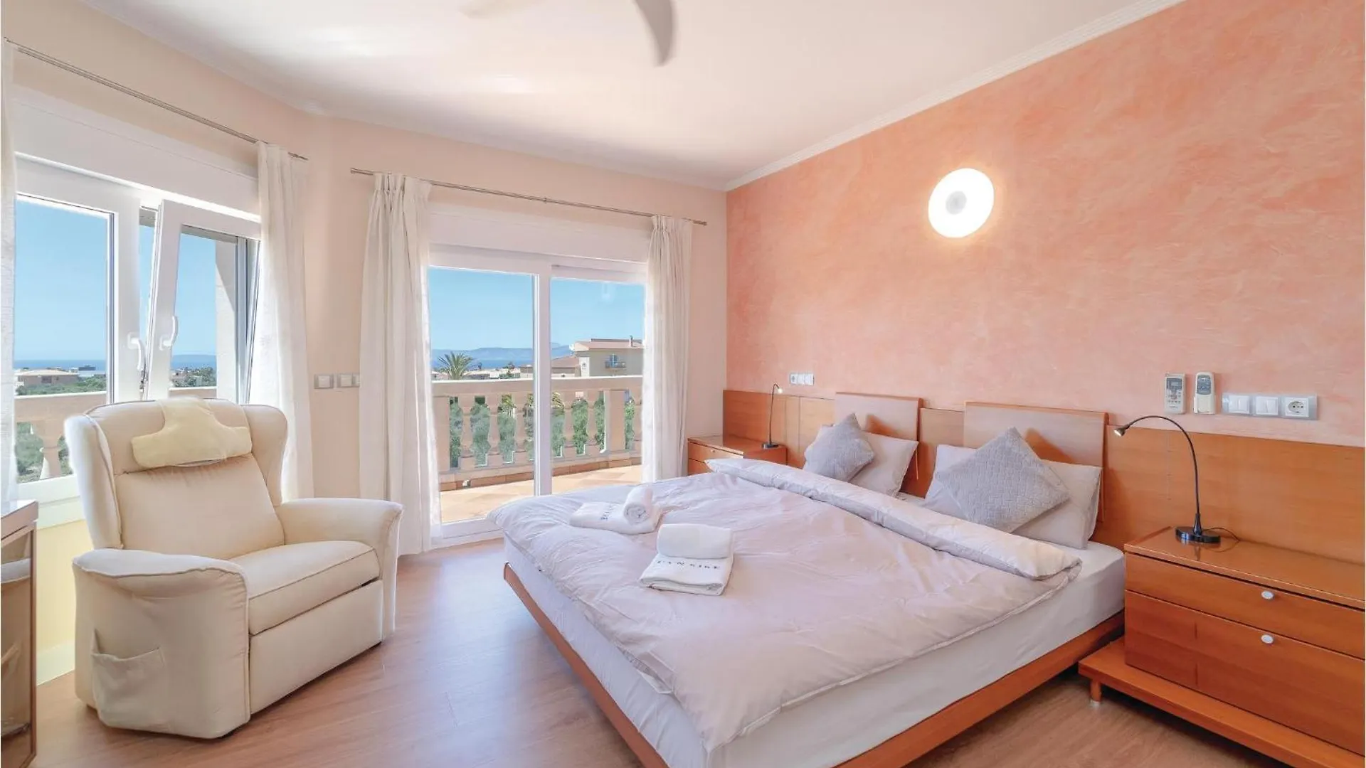 Nice Home In Sa Torre With House A Mountain View
